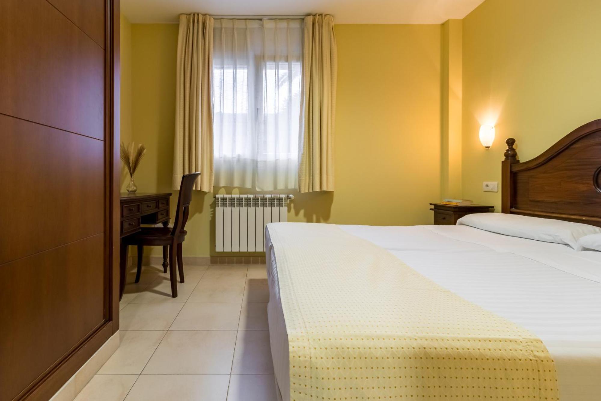 Apartamentos Silken Playa De Toro Llanes Eksteriør bilde