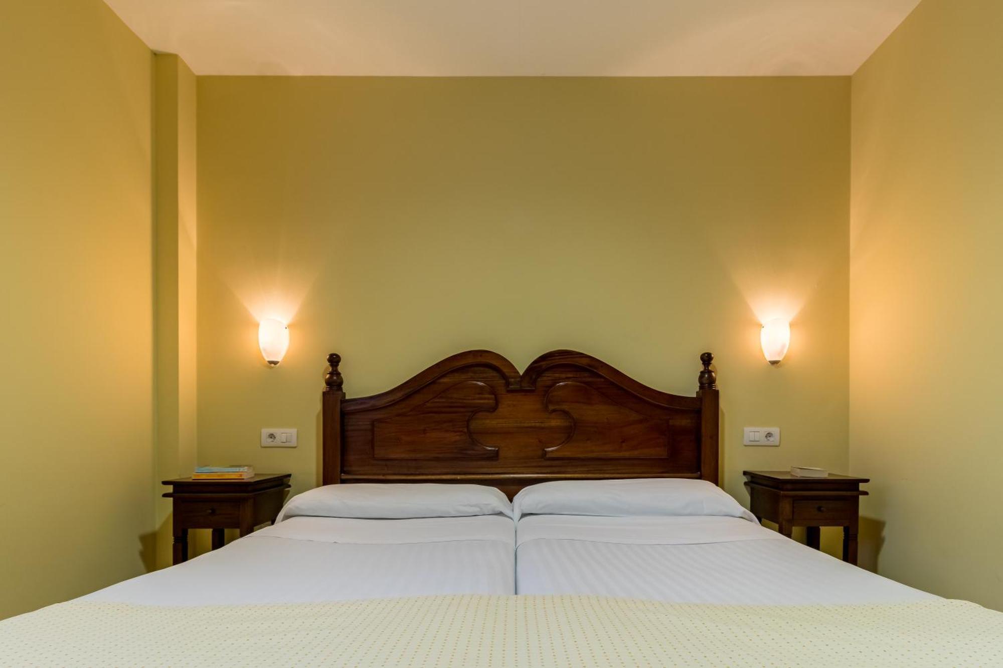 Apartamentos Silken Playa De Toro Llanes Eksteriør bilde